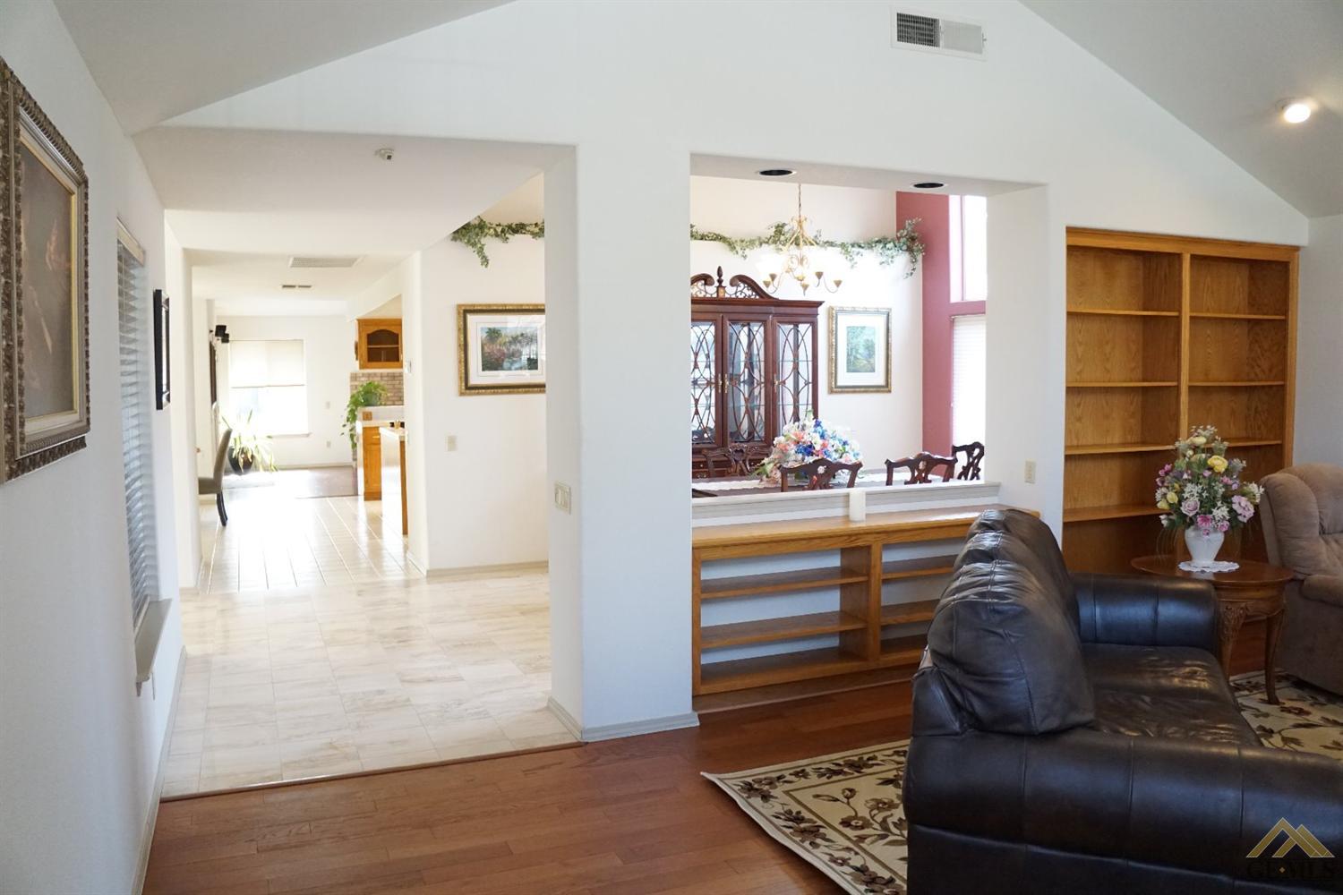 12419 Prairie Rose Way, Bakersfield, CA 93312