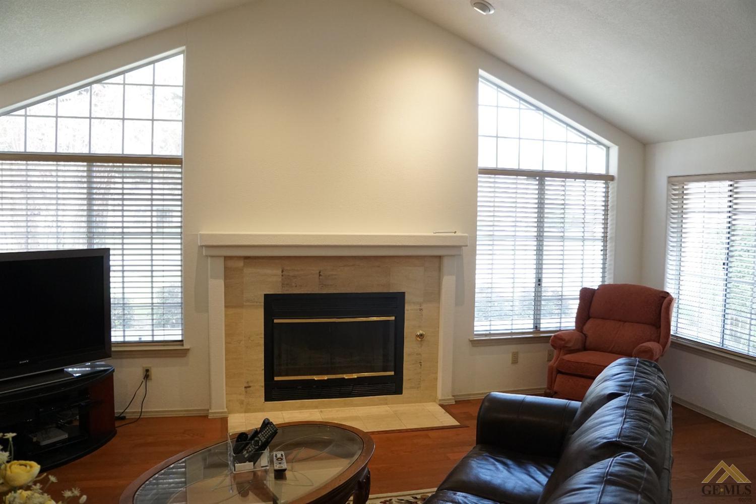 12419 Prairie Rose Way, Bakersfield, CA 93312