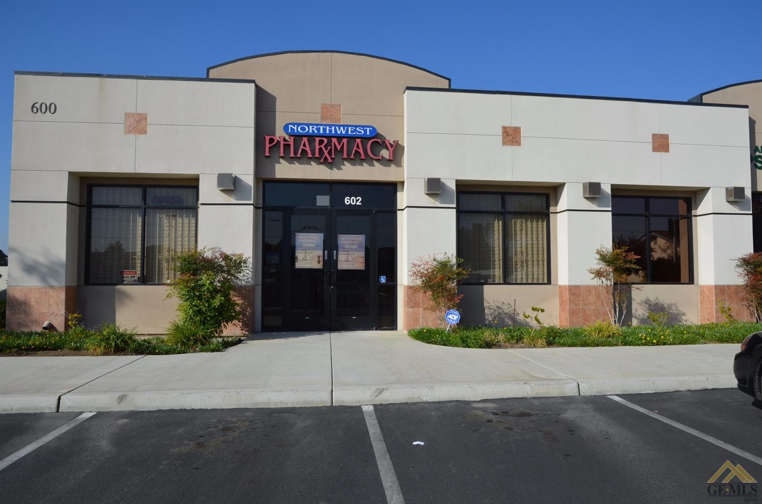 3409 Calloway Drive, Bakersfield, CA 93312