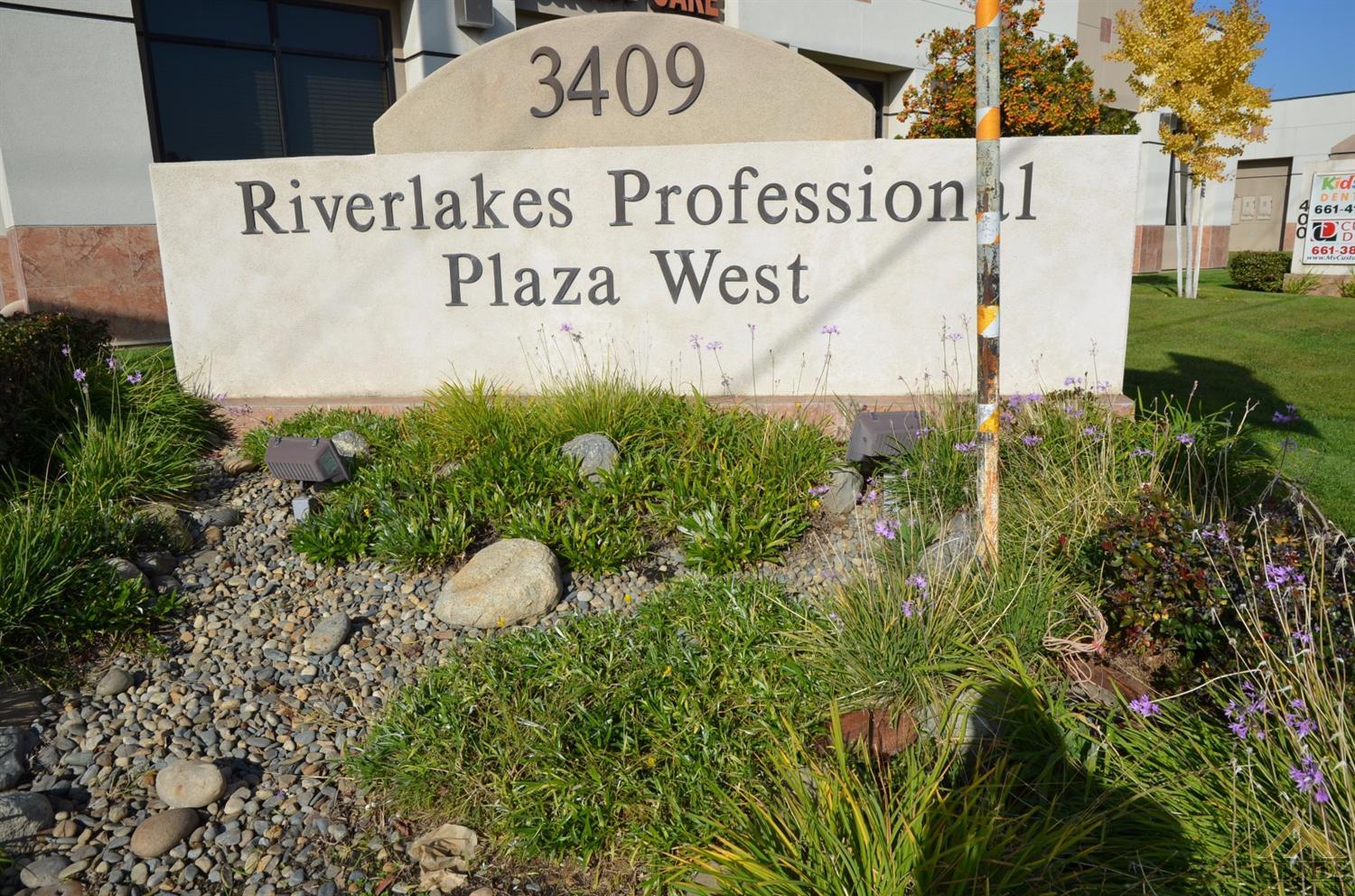 3409 Calloway Drive, Bakersfield, CA 93312