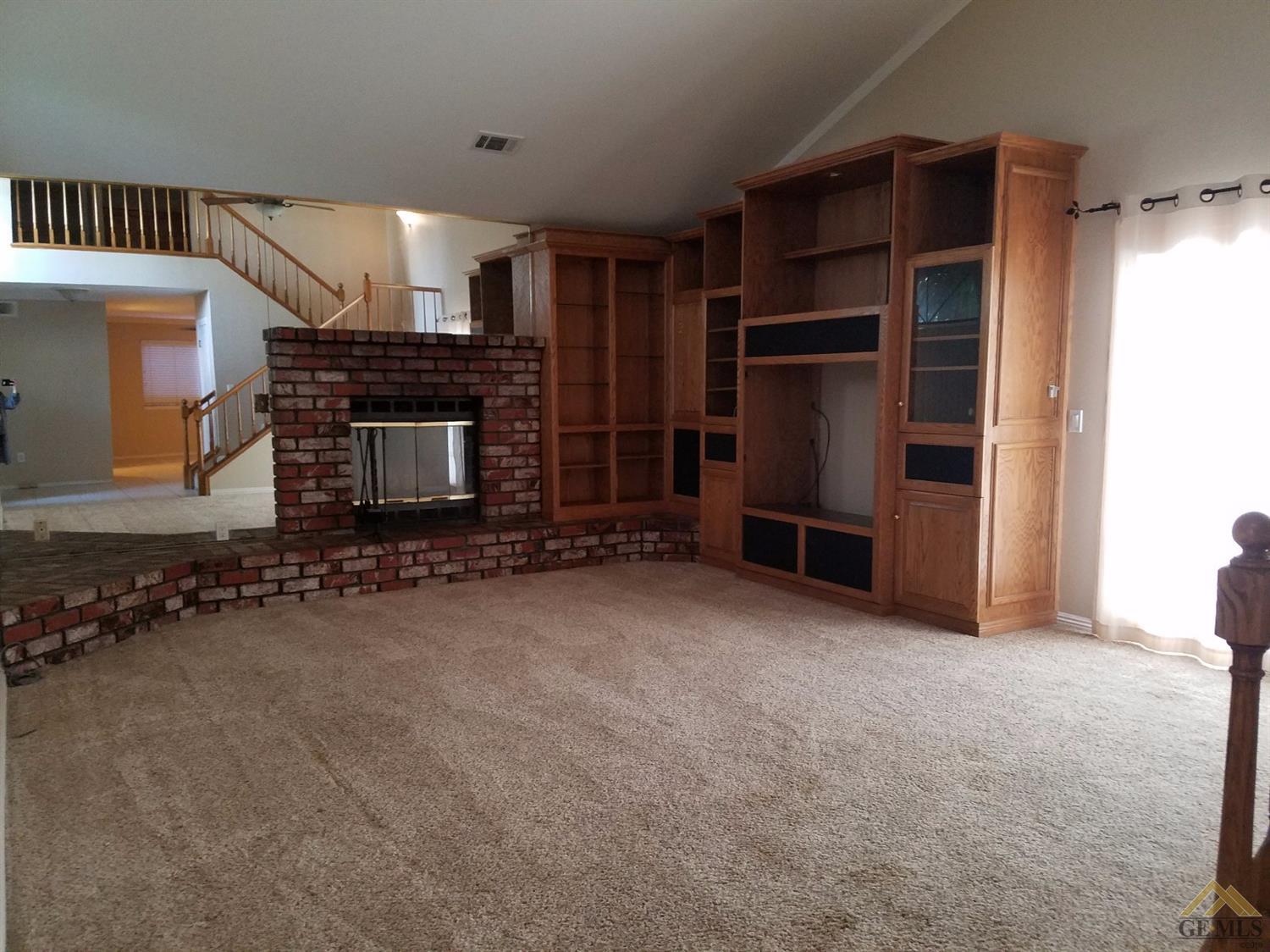3909 Artimus Court, Bakersfield, CA 93313