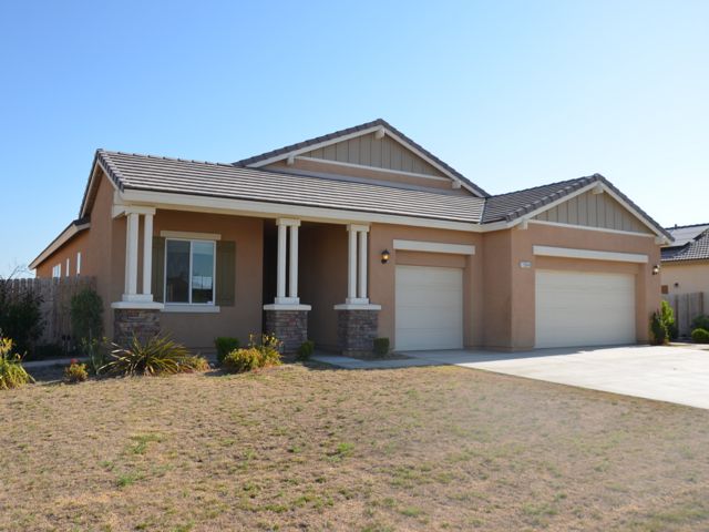 15914 Carparzo DrivBakersfield, CA, 93314Kern County