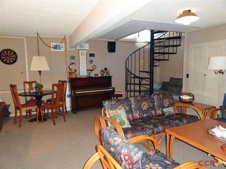 3125 East Beach Circle, Bradley, CA 93426