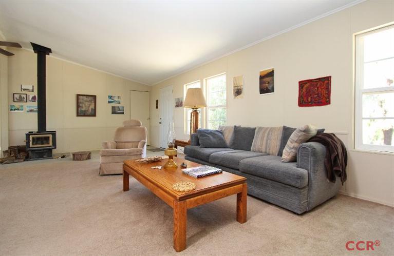 3240 Sunburst, Creston, CA 93432
