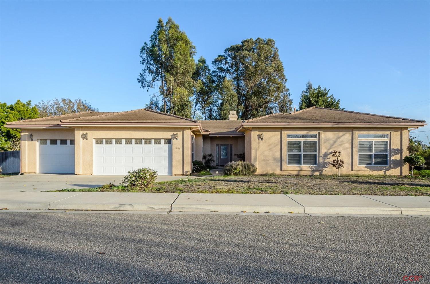 1015 Gold Crest Drive, Nipomo, CA 93444