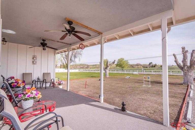 8845 Creston Road, Paso Robles, CA 93446