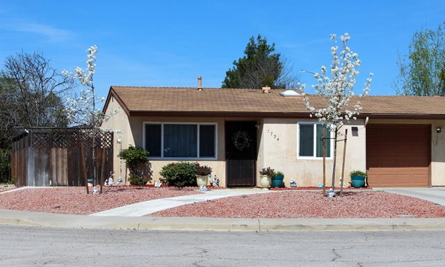 1724 Westfield Road, Paso Robles, CA 93446