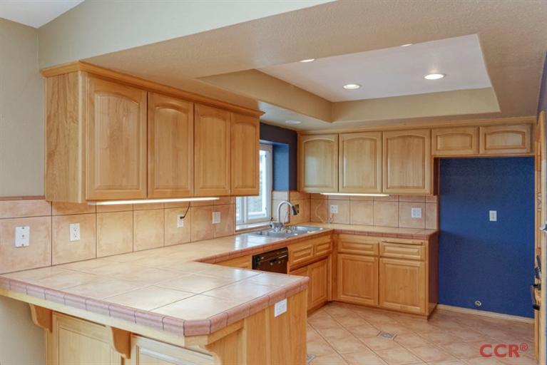 932 Osos Way, Paso Robles, CA 93446