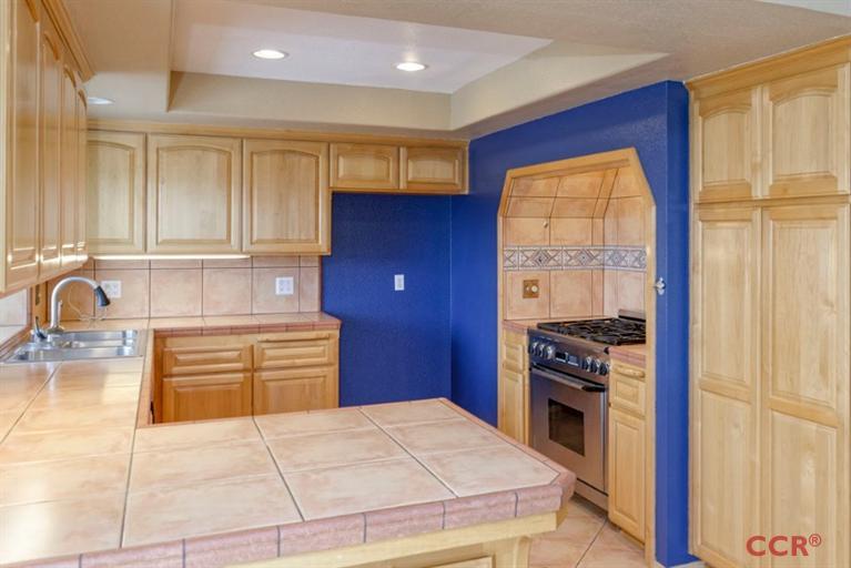 932 Osos Way, Paso Robles, CA 93446