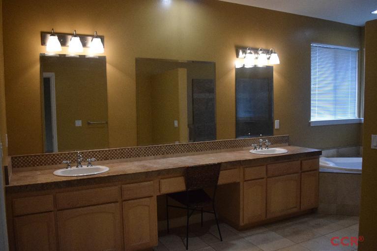 1500 Country Club Drive, Paso Robles, CA 93446