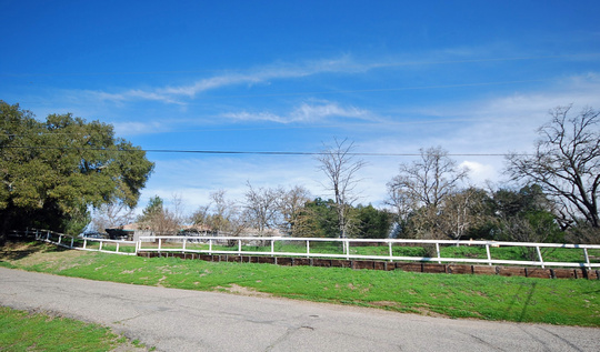 3330 Harbor Cir
