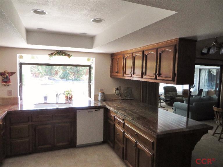 660 Woodbridge, Santa Maria, United States 93455