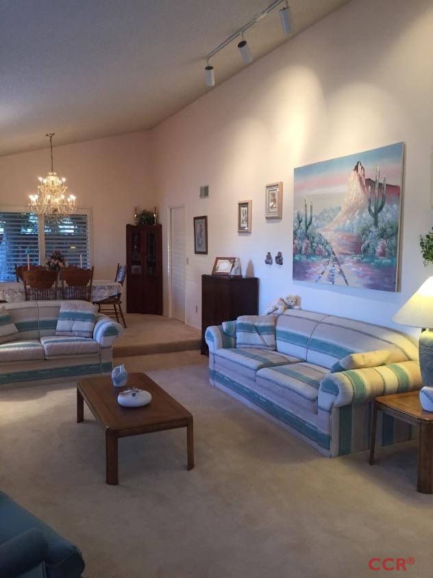 660 Woodbridge, Santa Maria, United States 93455