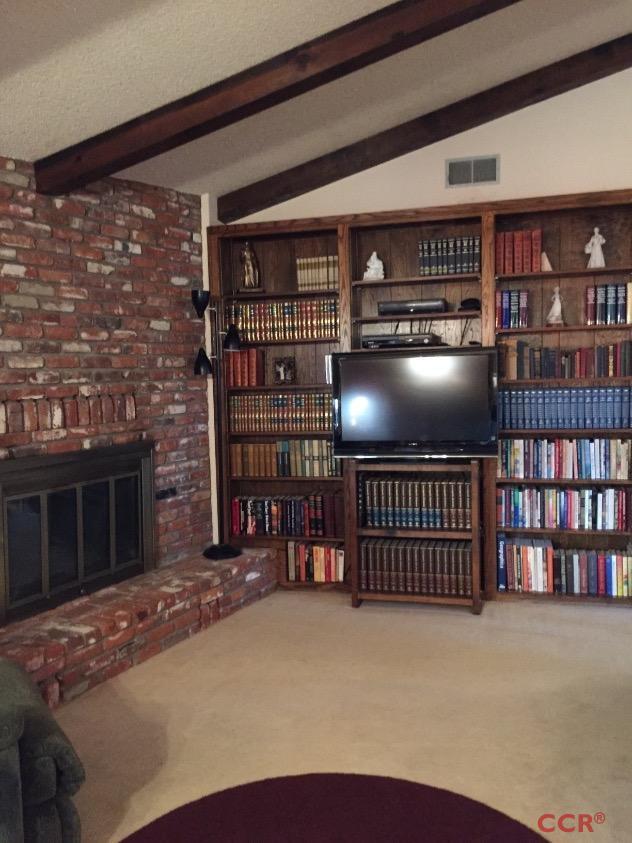 660 Woodbridge, Santa Maria, United States 93455