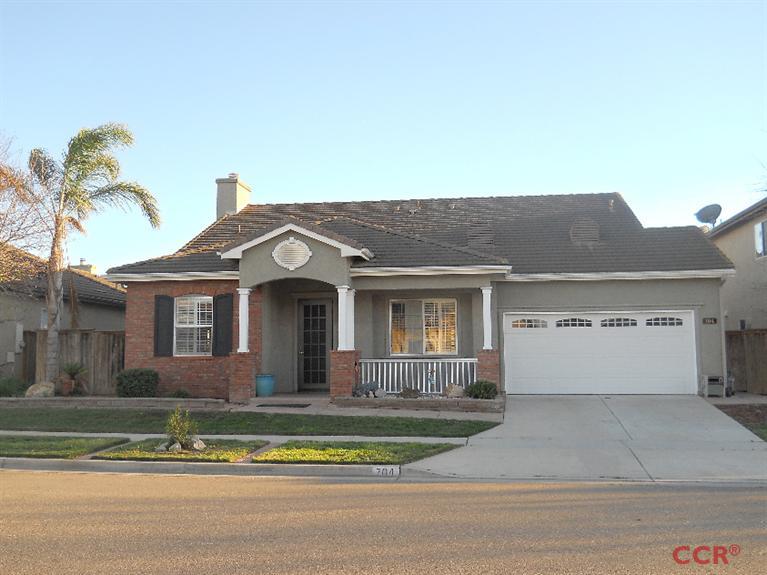 704 Singleton Dr., Santa Maria, United States 93455