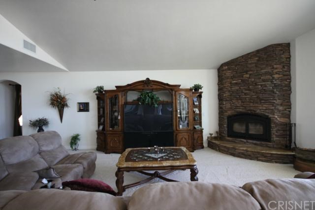 10155 Twin Buttes, California City, CA 93505