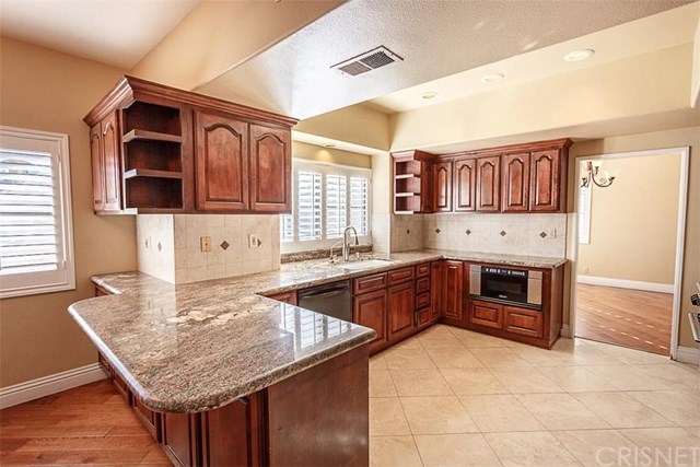 2530 Bridle Path Drive, Acton, CA 93510