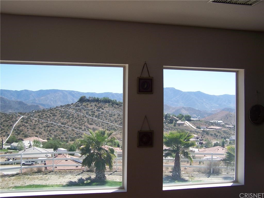 2132 Cresta, Acton, CA 93510