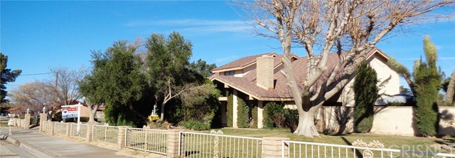 42722 20th Street West, Lancaster, CA 93534