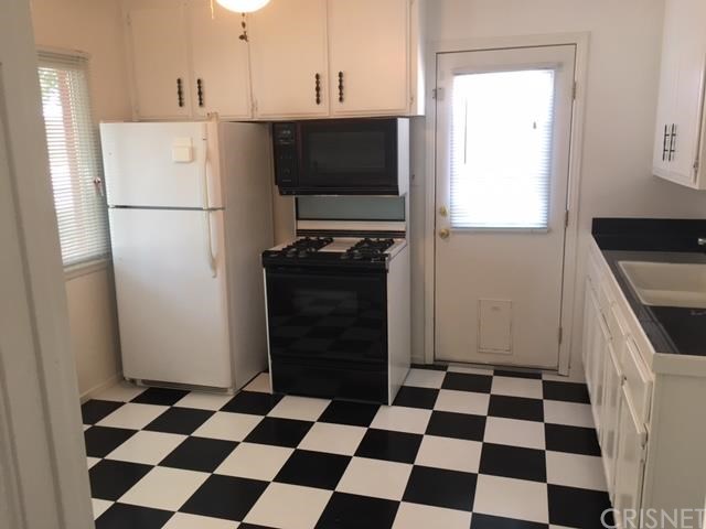 44048 Higbee Street, Lancaster, CA 93534