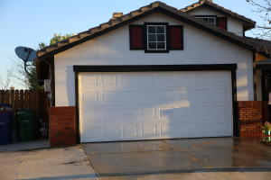 3049 Kaylyn St, Lancaster, CA 93535