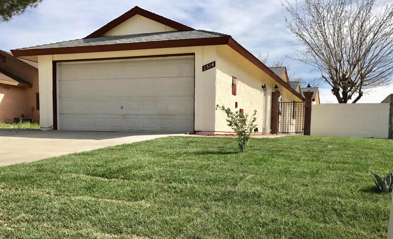 1514 E Avenue J3, Lancaster, CA 93535