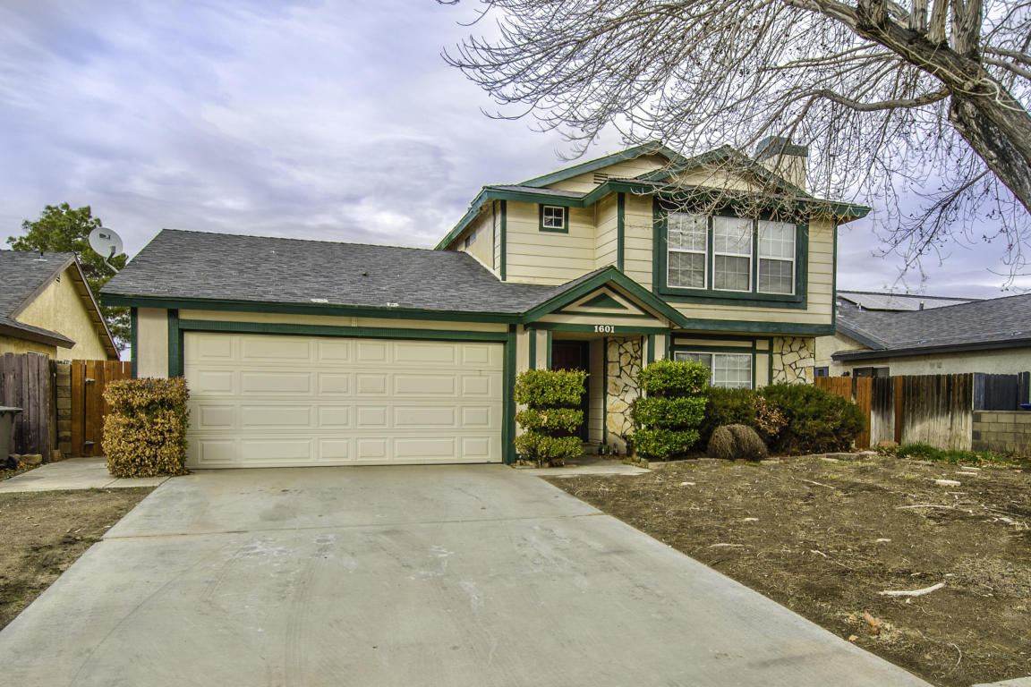 1601 Renee Street, Lancaster, CA 93535
