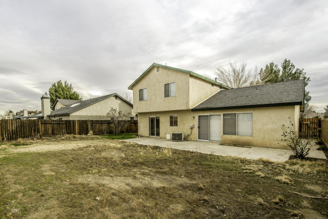 1601 Renee Street, Lancaster, CA 93535
