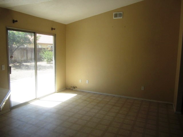 43853 30th St ELancaster, CA, 93535Los Angeles County