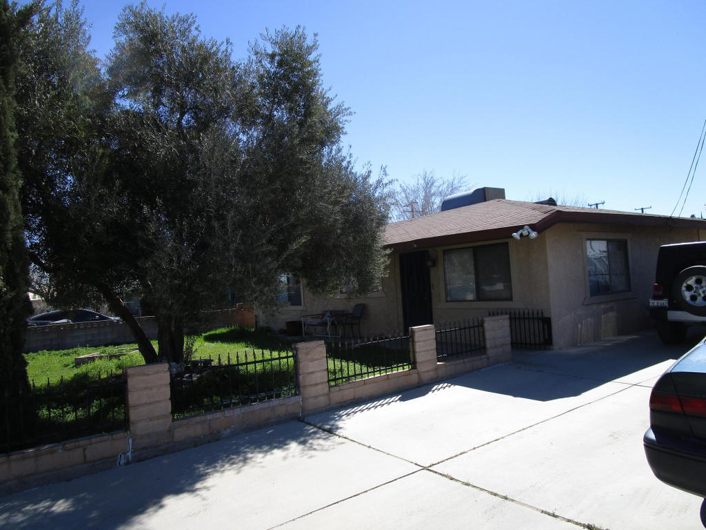 4540 W Avenue L11, Lancaster, CA 93536