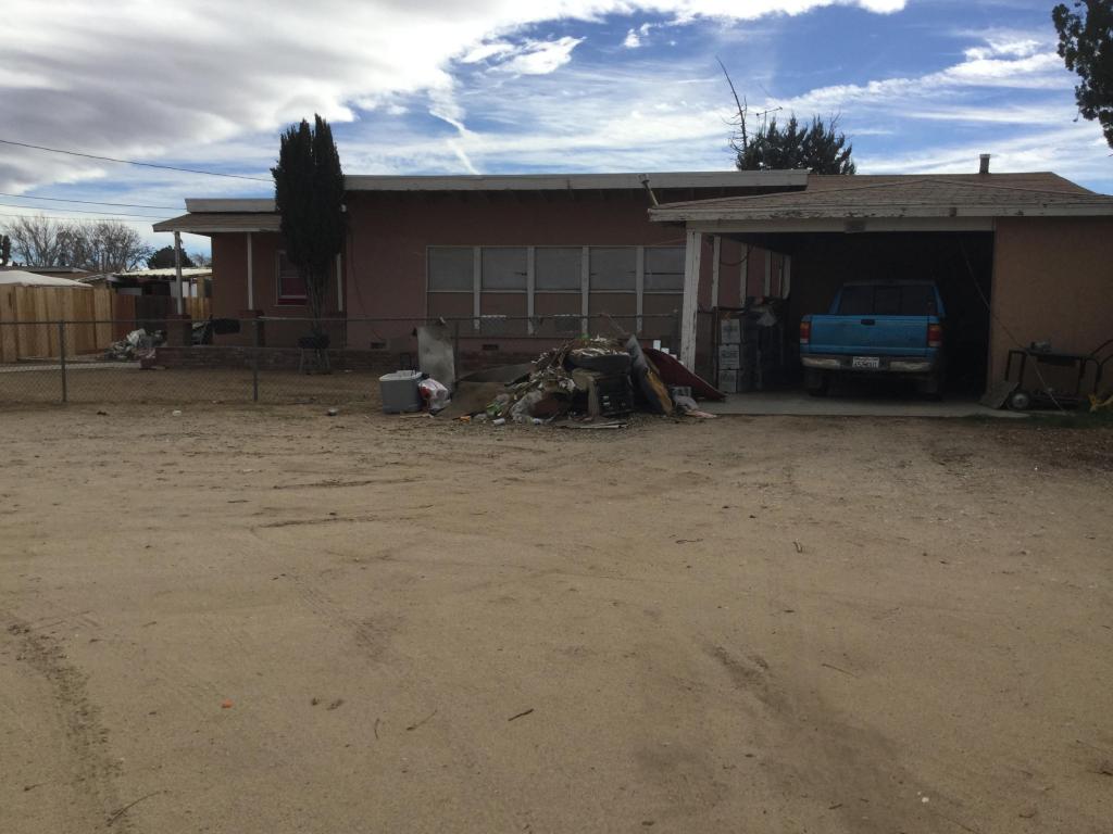 3124 W Ave L, Lancaster, CA 93536