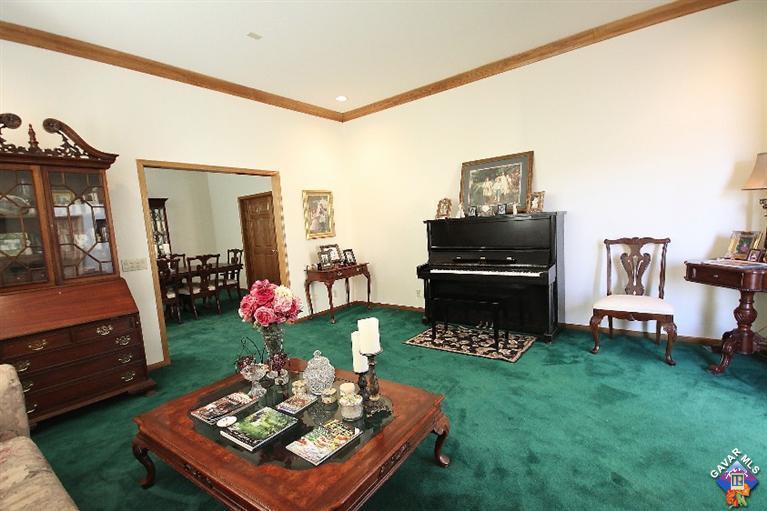 4137 Paddock Way, Lancaster, United States 93536