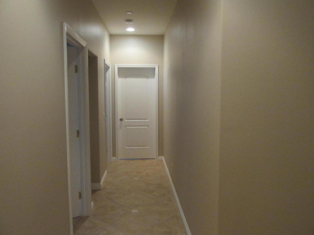 10711 Silverwind Avenue, Lancaster, CA 93536