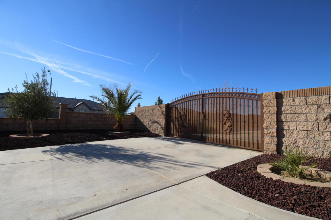 3115 W Avenue M7, Lancaster, United States 93536