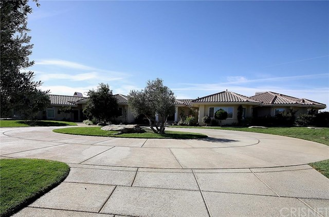 3336 Camino Del Sur, Lancaster, CA 93536