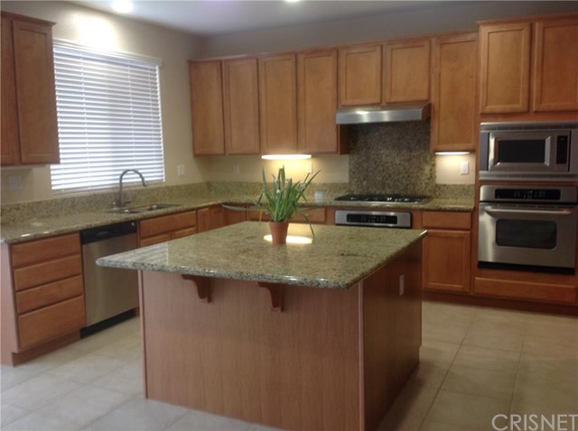 41507 Alexo Drive, Lancaster, CA 93536