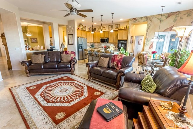 4221 San Giovanni Court, Lancaster, CA 93536