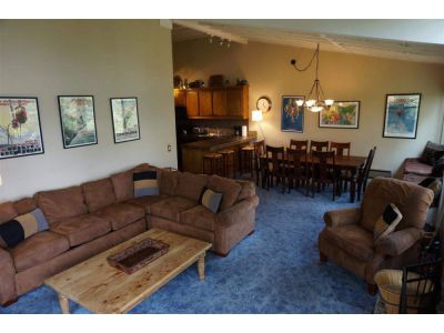 826 Lakeview Blvd, Mammoth Lakes, CA 93546