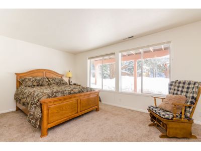 1513 Majestic PInes Dr, Mammoth Lakes, CA 93546