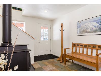 1513 Majestic PInes Dr, Mammoth Lakes, CA 93546
