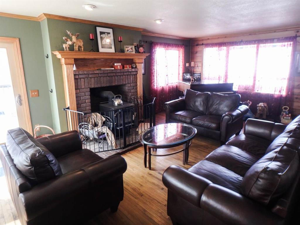 66 Lake Manor Place #4, Cowley Lake, United States 93546