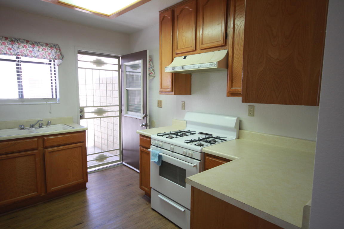 2260 E Avenue Q4, Palmdale, CA 93550