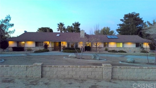1707 West Avenue O8, Palmdale, CA 93551