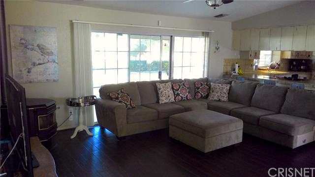 1707 West Avenue O8, Palmdale, CA 93551