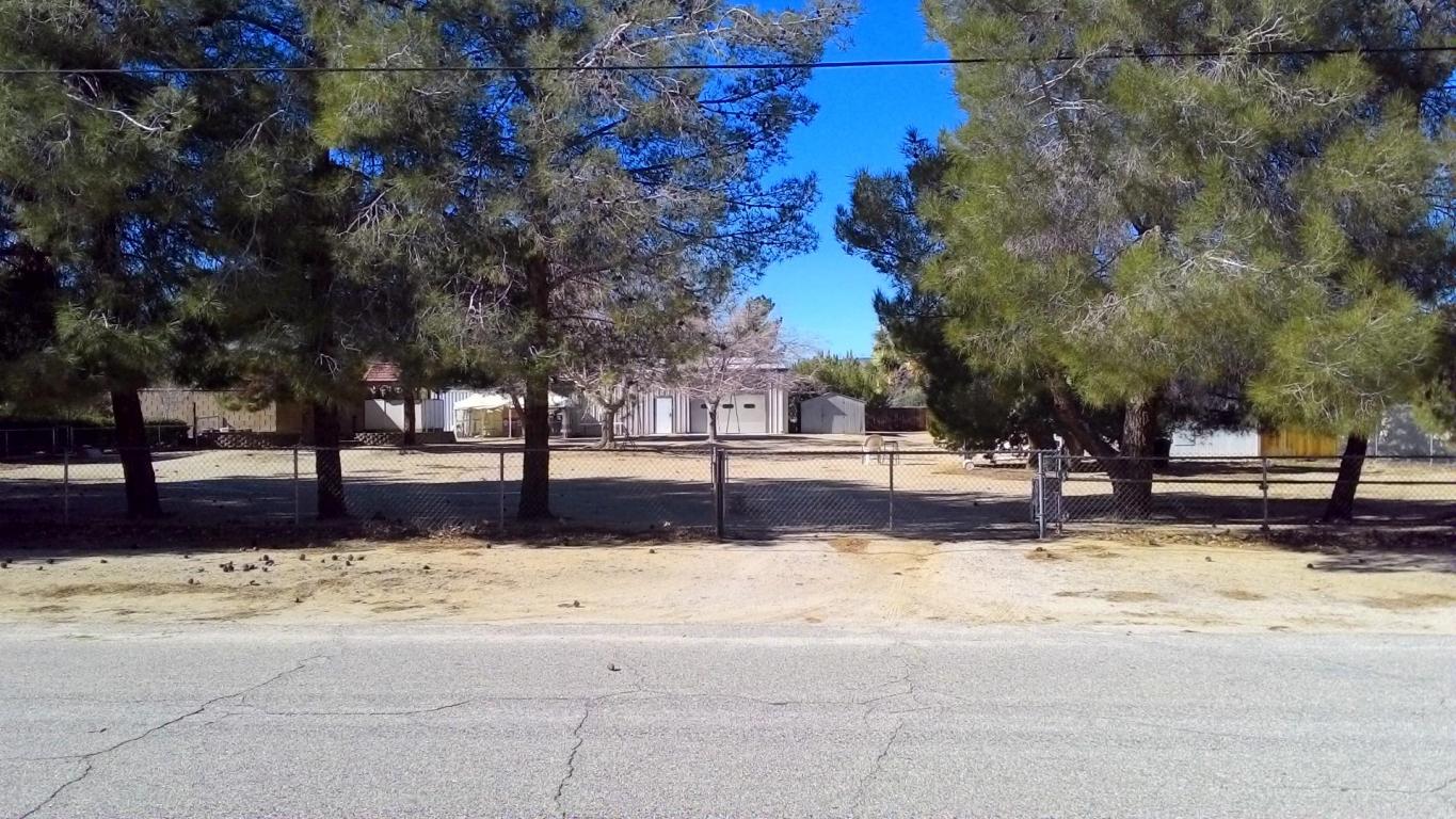 1707 W Avenue O-8, Palmdale, CA 93551