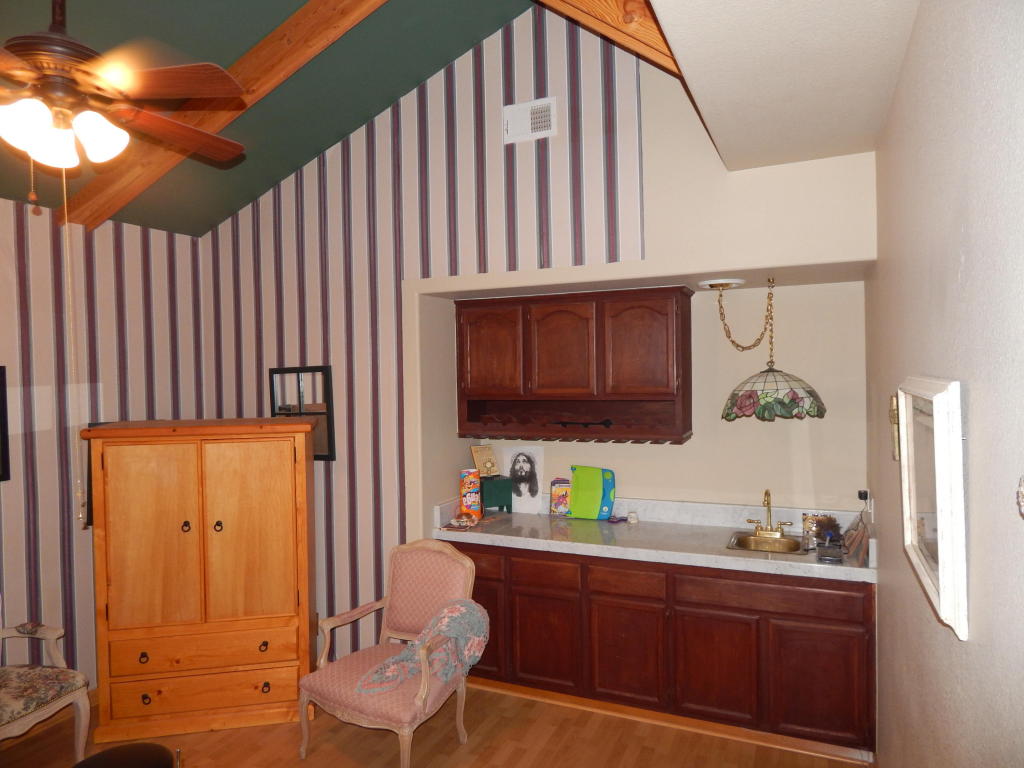 36517 China Place, Palmdale, CA 93551