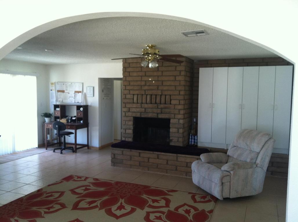 2039 W Avenue M12, Palmdale, CA 93551