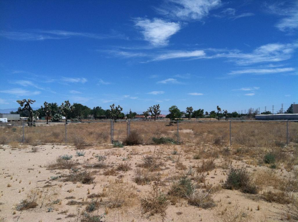 2039 W Avenue M12, Palmdale, CA 93551