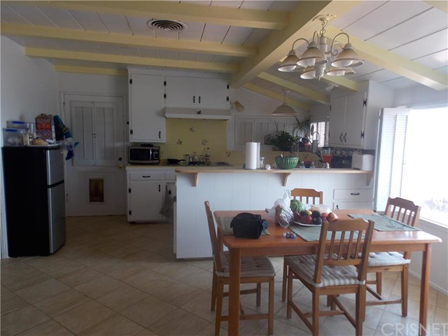 12747 Fort Tejon Road, Pearblossom, CA 93553