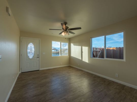 1305 S Sims ST, Ridgecrest, CA 93555
